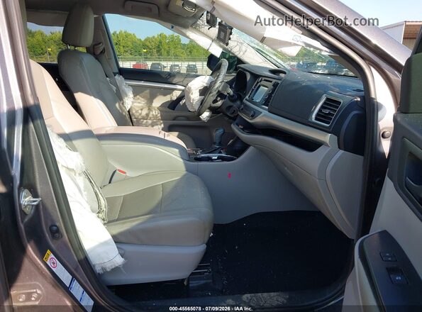 5TDBZRFH1KS744738 2019 TOYOTA HIGHLANDER Gray Vista interior delantera