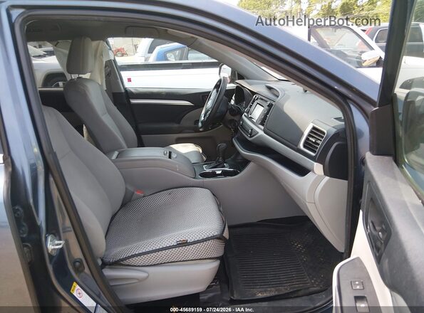 5TDBZRFH1KS992598 2019 TOYOTA HIGHLANDER Синий Вид салона спереди