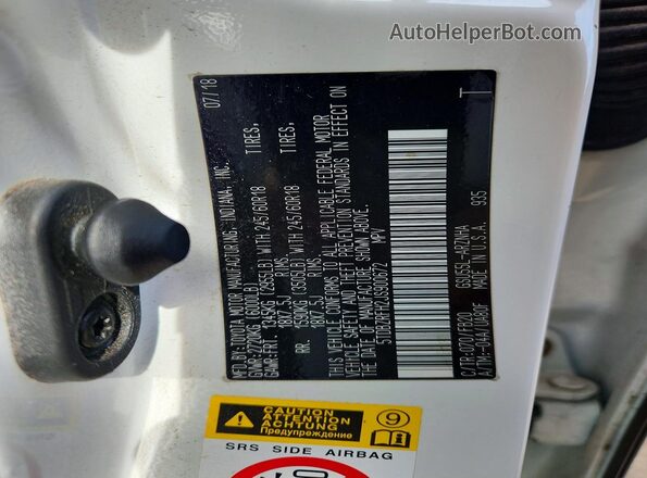 5TDBZRFH2JS900672 2018 TOYOTA HIGHLANDER White ძრავის განყოფილების ხედი