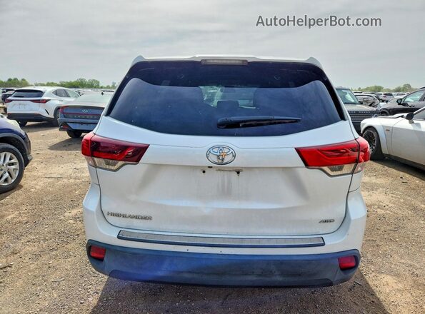 5TDBZRFH2JS900672 2018 TOYOTA HIGHLANDER White უკანა ხედი