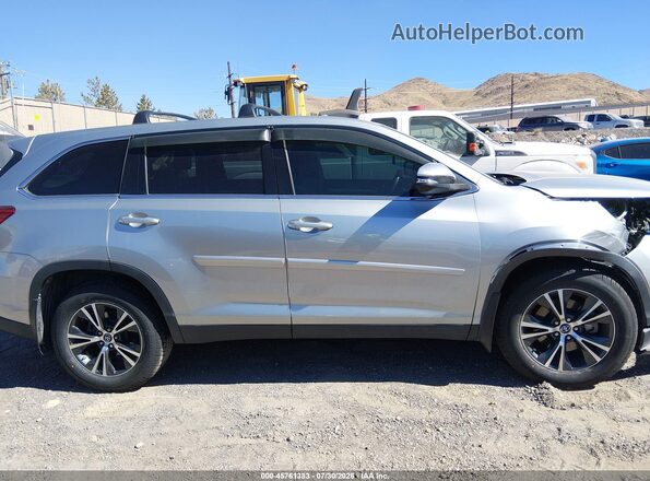 5TDBZRFH2KS973722 2019 TOYOTA HIGHLANDER Silver Vista del cuadro de instrumentos