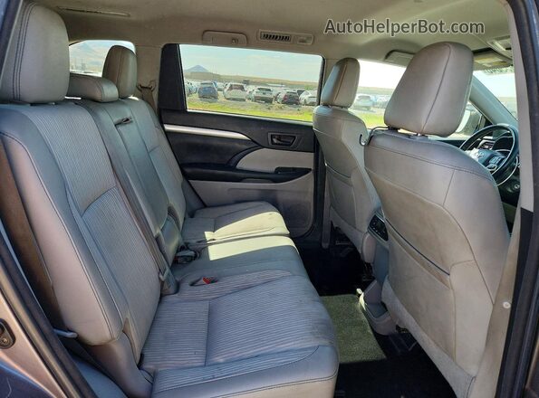 5TDBZRFH3JS499343 2018 TOYOTA HIGHLANDER Gray Հետևի նստատեղերի տեսք