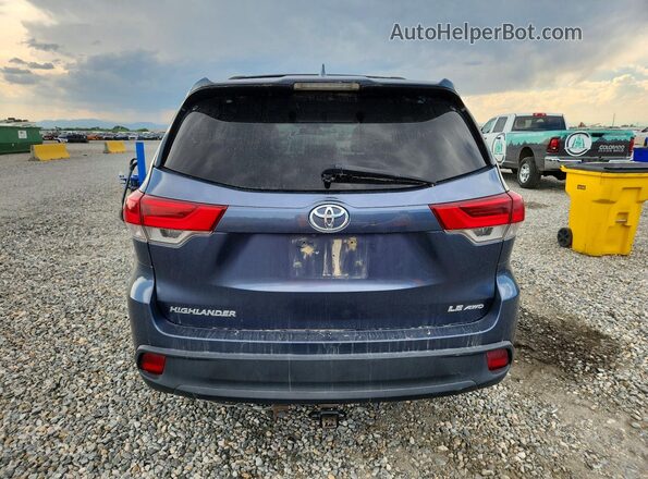 5TDBZRFH4JS872938 2018 TOYOTA HIGHLANDER Blue Вид ззаду