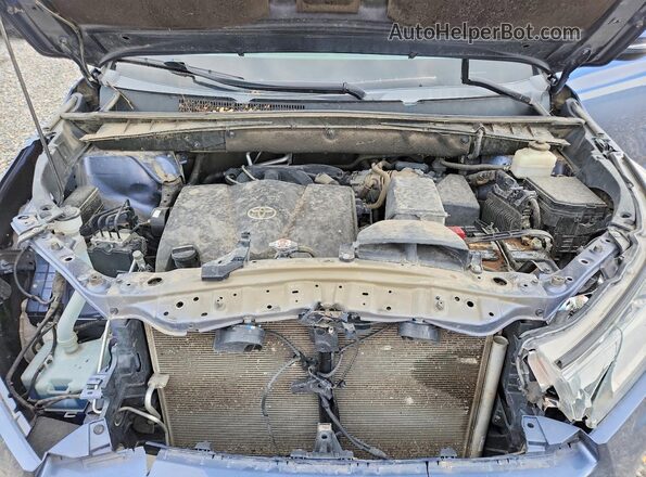 5TDBZRFH4JS872938 2018 TOYOTA HIGHLANDER Blue Вид підкапотного простору