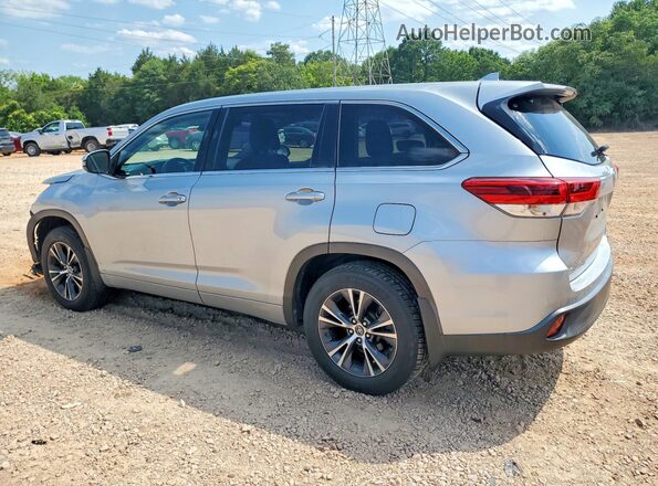 5TDBZRFH4JS878769 2018 TOYOTA HIGHLANDER Silver უკანა მარცხენა