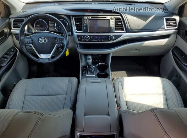 5TDBZRFH4JS878769 2018 TOYOTA HIGHLANDER Silver წინა პანელის ხედი