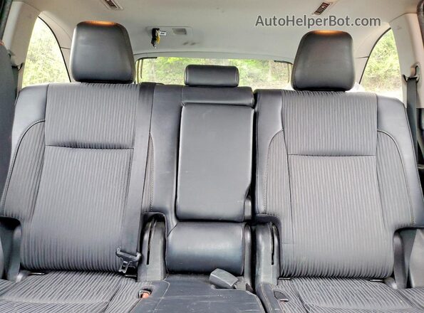 5TDBZRFH4KS917829 2019 TOYOTA HIGHLANDER Black Հետևի նստատեղերի տեսք