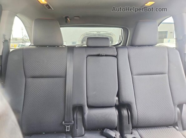 5TDBZRFH5HS420622 2017 TOYOTA HIGHLANDER Burgundy უკანა სავარძლების ხედი