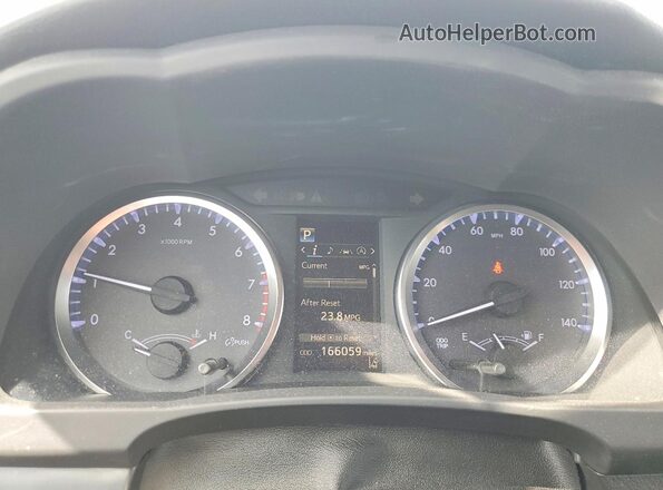 5TDBZRFH6JS880426 2018 TOYOTA HIGHLANDER Silver Instrument cluster view