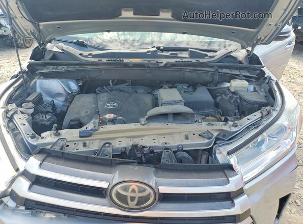5TDBZRFH6KS928735 2019 TOYOTA HIGHLANDER Silver Շարժիչի բաժամունքի տեսք