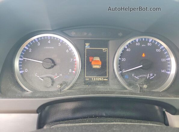 5TDBZRFH6KS928735 2019 TOYOTA HIGHLANDER Silver Սարքավորումների վահանակի տեսք