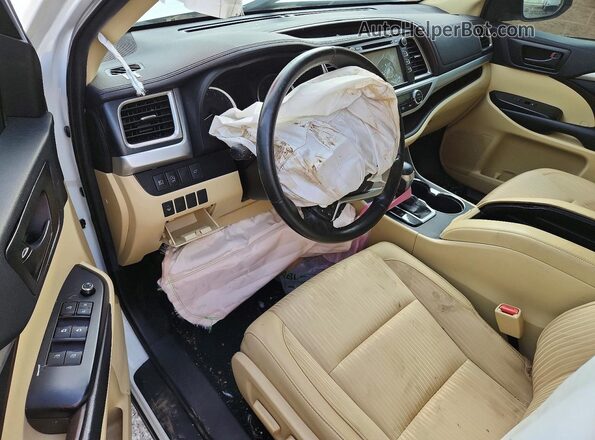 5TDBZRFH6KS993214 2019 TOYOTA HIGHLANDER White Вид панелі приладів