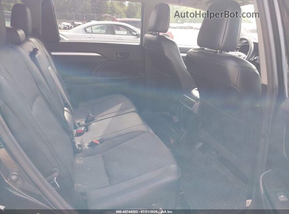 5TDBZRFH8JS803704 2018 TOYOTA HIGHLANDER Black Widok naklejki z numerem VIN