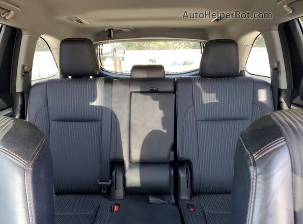 5TDBZRFH9JS843287 2018 TOYOTA HIGHLANDER Gray უკანა სავარძლების ხედი