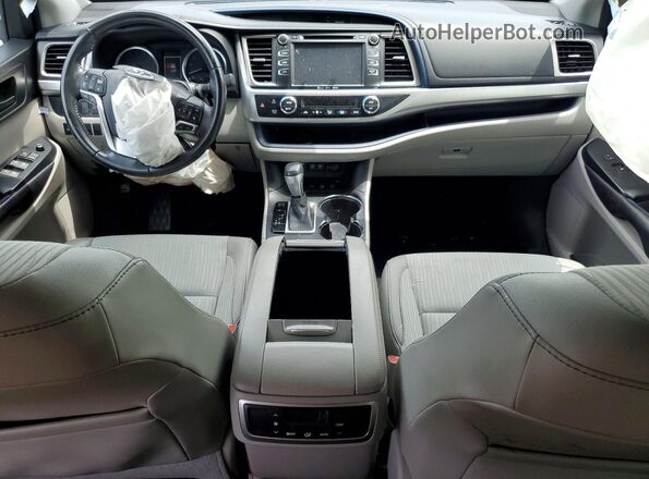 5TDBZRFHXHS358229 2017 TOYOTA HIGHLANDER Green Առջևի վահանակի տեսք