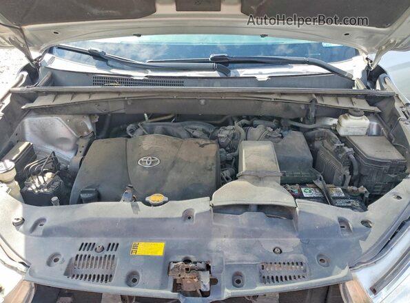 5TDBZRFHXKS972821 2019 TOYOTA HIGHLANDER Серебряный Вид подкапотного пространства