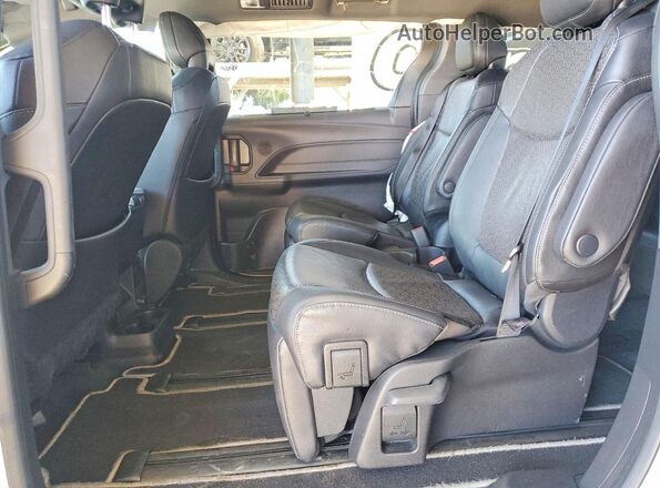 5TDCRKEC3PS146921 2023 TOYOTA SIENNA White Rear interior view