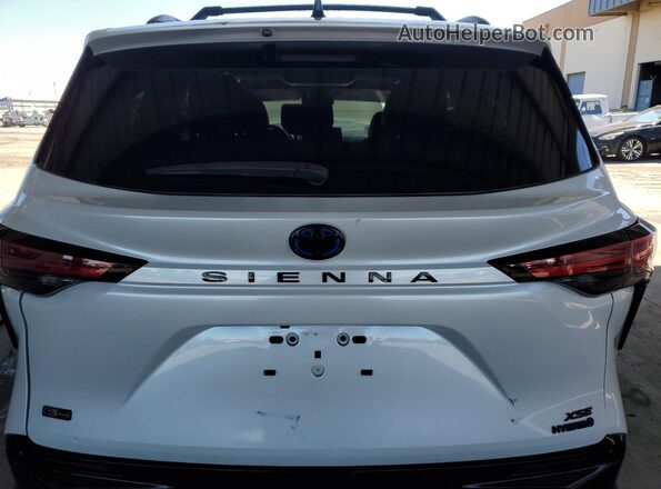 5TDCRKEC3PS146921 2023 TOYOTA SIENNA White 