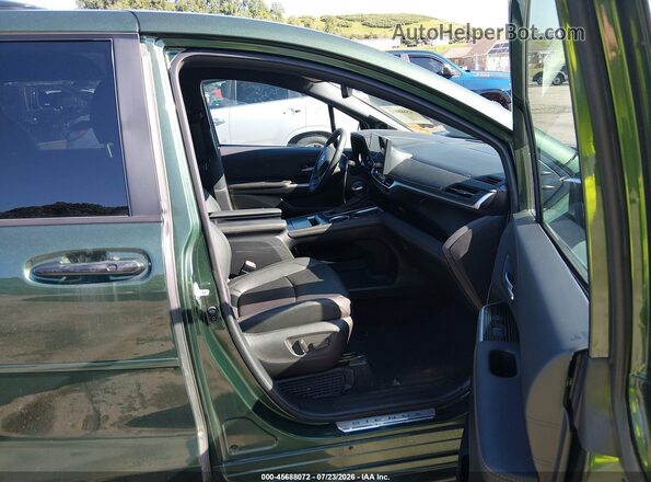 5TDCSKFC5SS192486 2025 TOYOTA SIENNA Green Սալոնի դիմացի տեսք