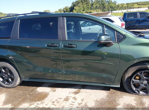 5TDCSKFC5SS192486 2025 TOYOTA SIENNA Green Սալոնի 360 աստիճան տեսք