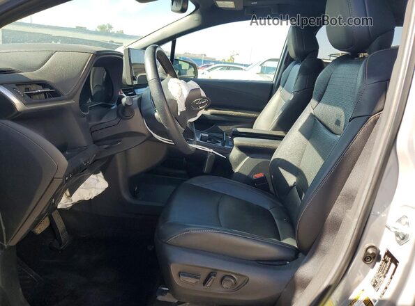 5TDCSKFC7SS183983 2025 TOYOTA SIENNA Gray Սալոնի դիմացի տեսք