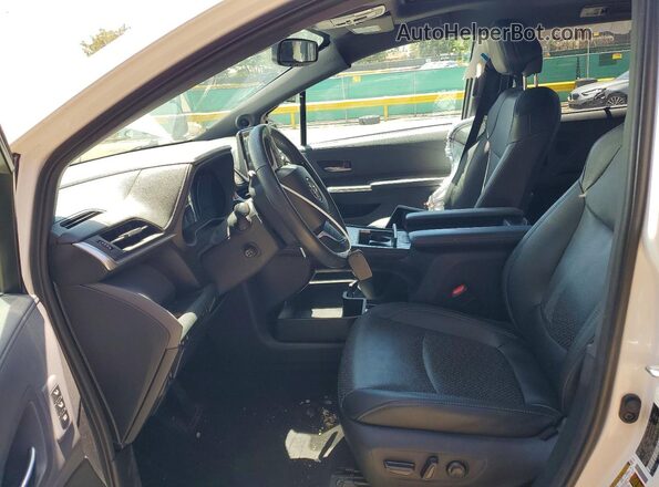 5TDCSKFC8PS078845 2023 TOYOTA SIENNA White Вид салону спереду