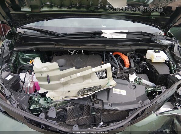 5TDCSKFC8TS228558 2026 TOYOTA SIENNA Green Вид ззаду