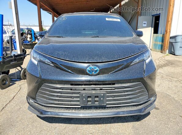 5TDCSKFC9SS163413 2025 TOYOTA SIENNA Черный Вид спереди