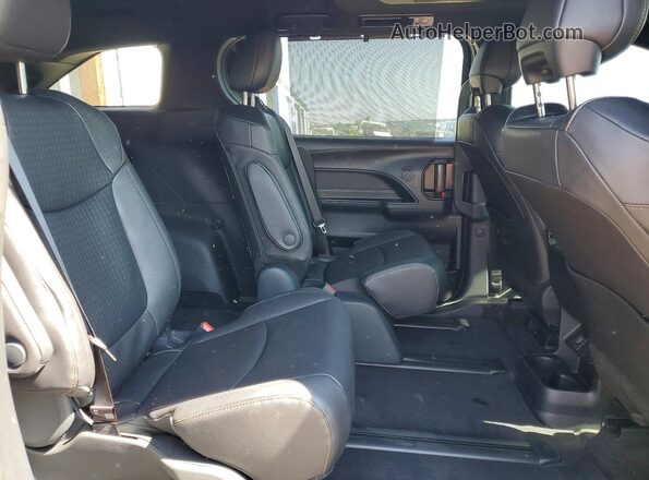 5TDCSKFC9SS163413 2025 TOYOTA SIENNA Черный Вид задней части салона