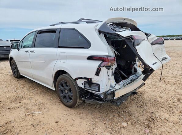 5TDCSKFC9TS227533 2026 TOYOTA SIENNA White Trasero izquierdo