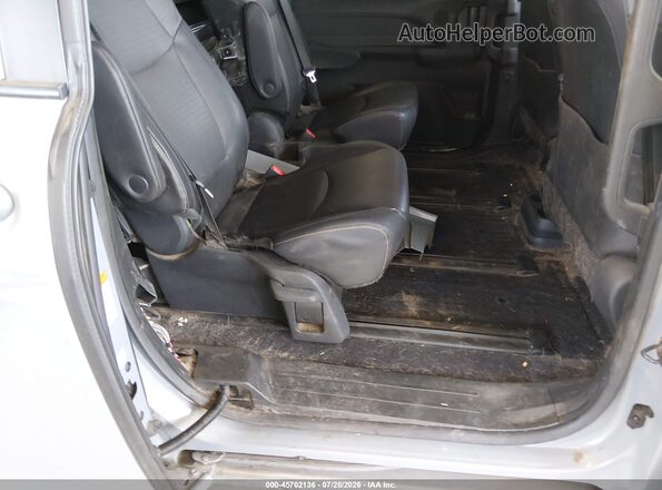 5TDCSKFCXPS087112 2023 TOYOTA SIENNA Silver VIN კოდის სტიკერის ხედი