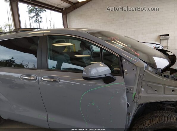 5TDCSKFCXPS087112 2023 TOYOTA SIENNA Silver სალონის 360-გრადუსიანი ხედი