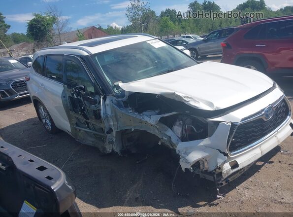 5TDDBRCH1MS520289 2021 TOYOTA HIGHLANDER White Սալոնի հետևի տեսք