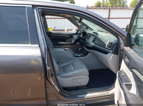5TDDGRFHXJS041894 2018 TOYOTA HIGHLANDER HYBRID Silver წინა სალონის ხედი