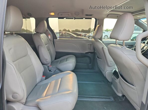 5TDDK3DC0GS138002 2016 TOYOTA SIENNA Серый Вид задних сидений