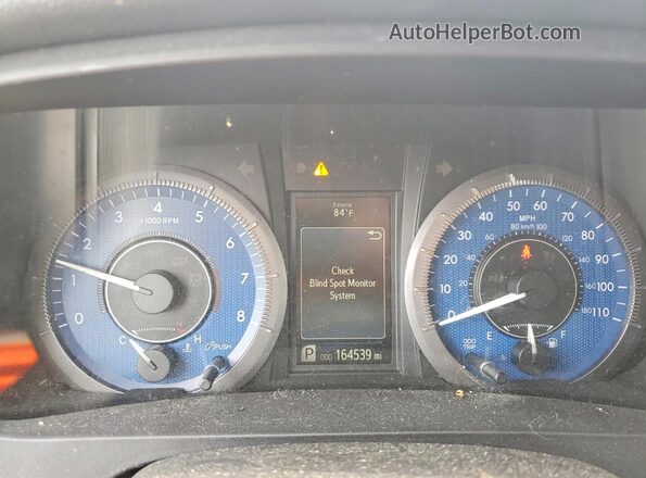 5TDDK3DC0GS139568 2016 TOYOTA SIENNA Черный Вид щитка приборов