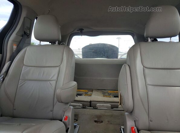 5TDDK3DC0GS139568 2016 TOYOTA SIENNA Черный Вид задних сидений