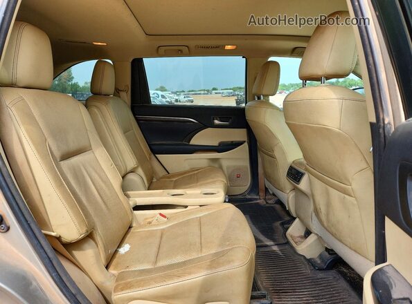 5TDDKRFH6GS230355 2016 TOYOTA HIGHLANDER Silver Widok wnętrza z tyłu
