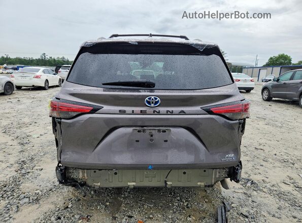 5TDDRKEC0NS104837 2022 TOYOTA SIENNA Gray Rear view