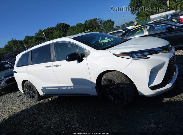 5TDDRKEC0PS166743 2023 TOYOTA SIENNA White Սալոնի հետևի տեսք