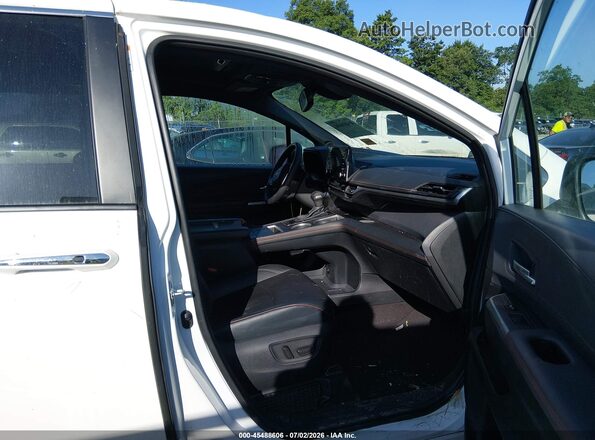 5TDDRKEC0PS166743 2023 TOYOTA SIENNA White Սալոնի դիմացի տեսք