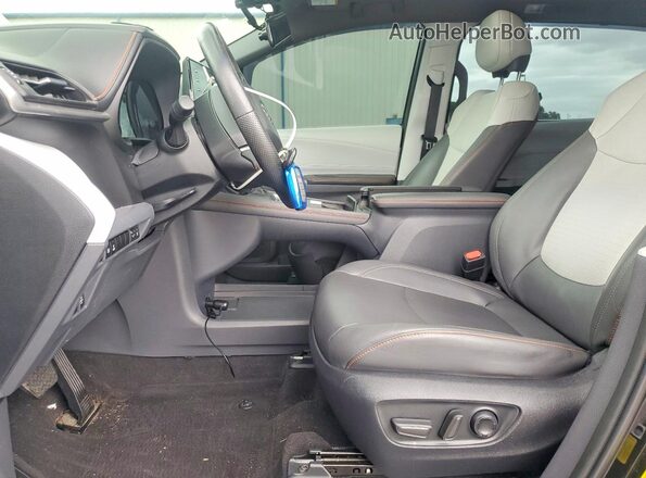 5TDDRKEC8PS170104 2023 TOYOTA SIENNA Black Սալոնի դիմացի տեսք
