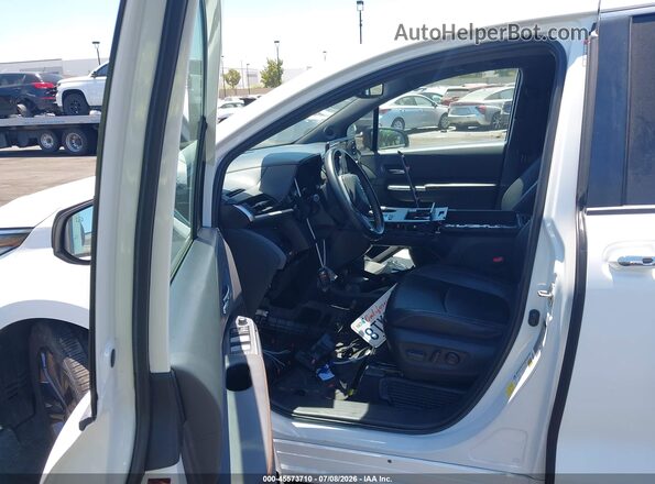 5TDDRKEC9MS001799 2021 TOYOTA SIENNA Белый Вид салона спереди