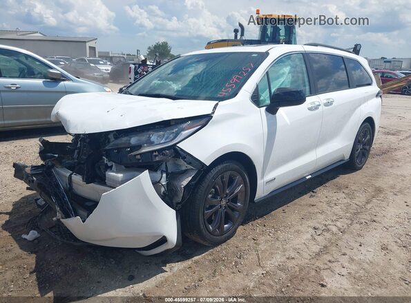 5TDDRKECXMS004131 2021 TOYOTA SIENNA Белый Передняя левая четверть
