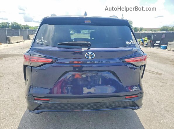 5TDDRKECXRS204322 2024 TOYOTA SIENNA Blue Rear view