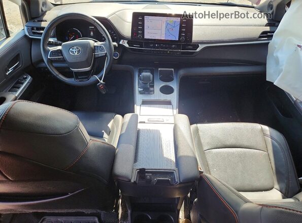 5TDDSKFC2NS055059 2022 TOYOTA SIENNA Burgundy Vista del salpicadero