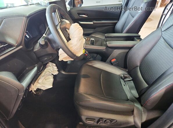 5TDDSKFC3SS169261 2025 TOYOTA SIENNA Gray Front interior view