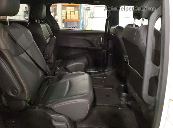 5TDDSKFC5MS033622 2021 TOYOTA SIENNA White Вид задньої частини салону