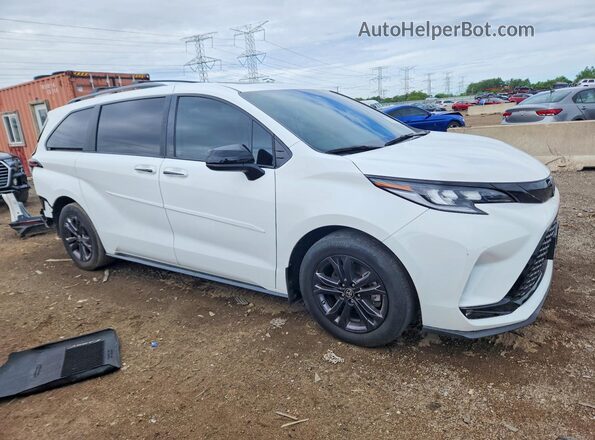 5TDDSKFC6RS136734 2024 TOYOTA SIENNA White Przód prawy