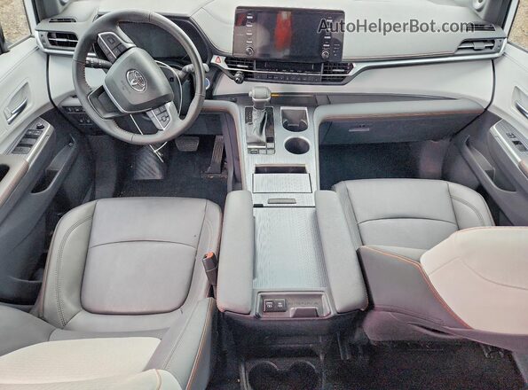 5TDDSKFC6RS136734 2024 TOYOTA SIENNA White Widok deski rozdzielczej